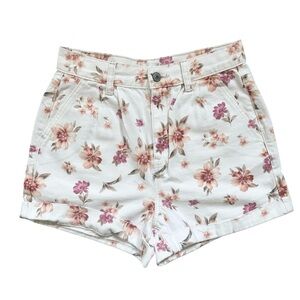American Eagle White Cottagecore Floral Print High Rise Cuffed Mom Shorts Size 2